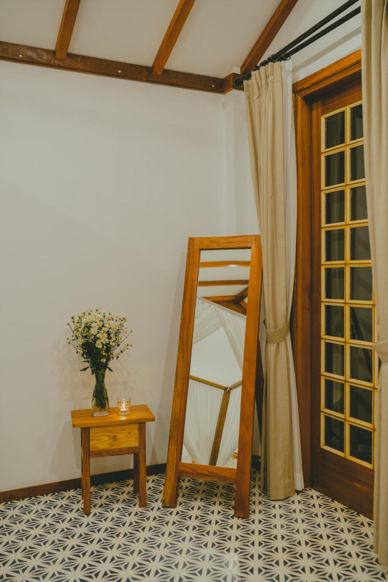Отель The Wooden Gate Xuan Son Экстерьер фото